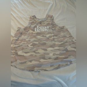 Old Navy active workout top - size xxl